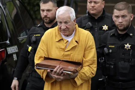 Retired county judge to hear testimony in Sandusky case